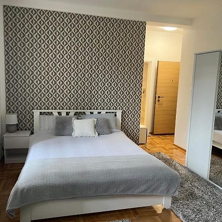 Centar Ns2 Apartment Нови Сад Екстериор снимка